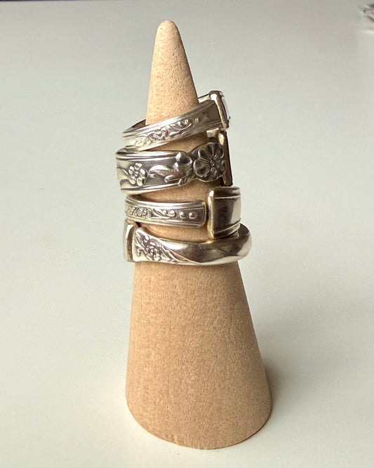 Simple Midsection Rings