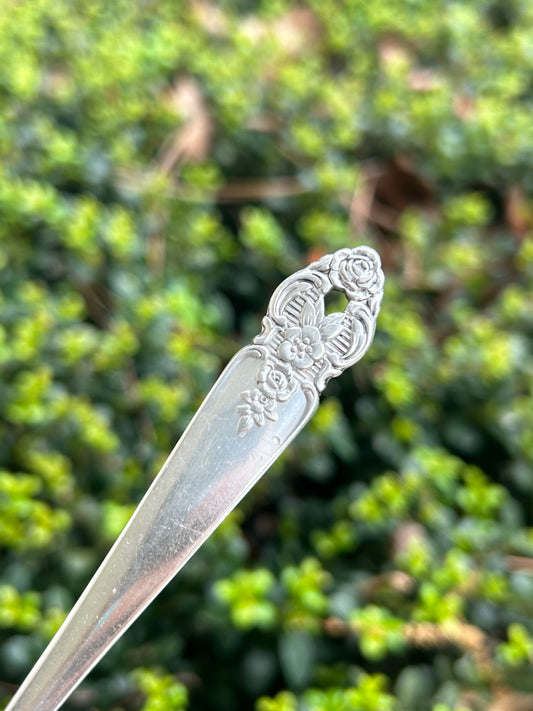 Distinction Spoon Ring