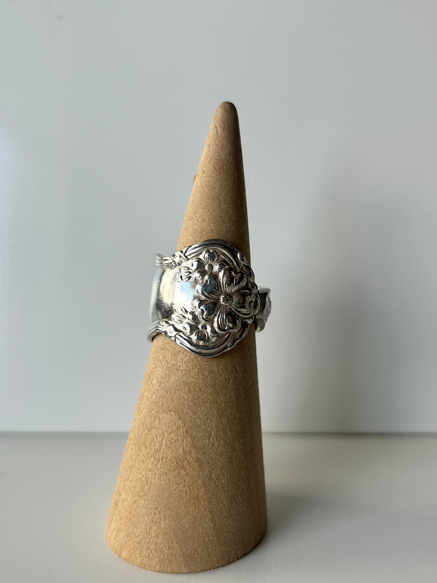 Arbutus Spoon Ring