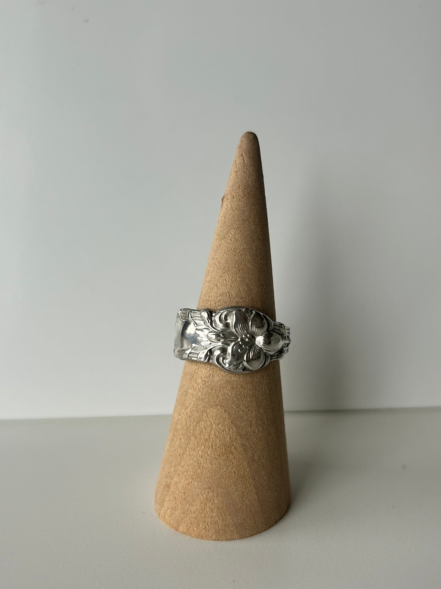 Orange Blossom Sterling Silver Mid-Section Ring