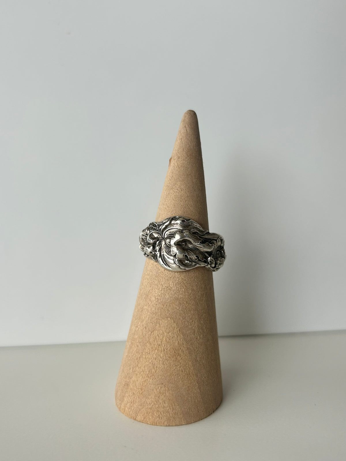 Sterling Silver Les Six Fleurs Spoon Ring