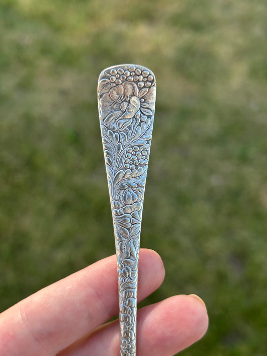 Magnolia Vine Spoon Ring