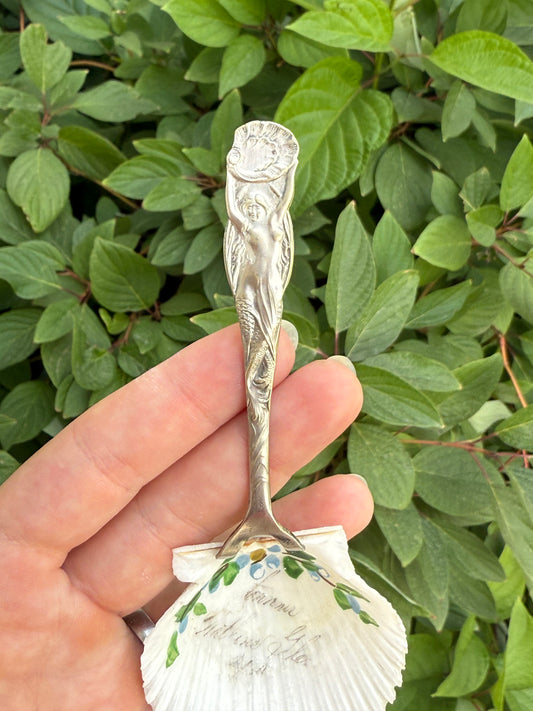 Souvenir Shell Mermaid Spoon Ring